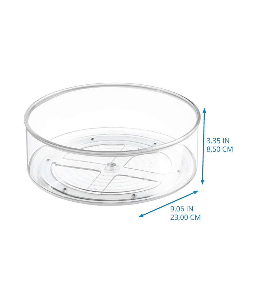 Der iDesign BINZ - Drehteller Lazy Susan KLAR (23cm x 8,5cm) ist ein durchsichtiger, runder Organizer, der sich ideal für eine um 360° drehbare Aufbewahrung eignet. Er ist mit blauer Schrift und Pfeilen dargestellt, die seine Abmessungen kennzeichnen.