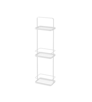 Der YAMAZAKI TOWER Badregal - Weiss ist ein minimalistisches, dreistufiges, rechteckiges Metallregal mit dünnem Rahmen, großzügigem Stauraum und gleichmäßig verteilten offenen Fächern, die vor einem schlichten weißen Hintergrund stehen.