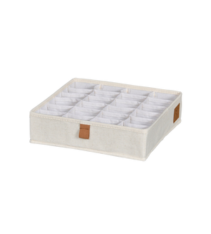 Der PREMIUM Wäsche Organizer Beige - 24 Fächer von Love it Store it überzeugt mit braunen Kunstleder-Akzenten und ist ideal zur Aufbewahrung von Unterwäsche, Socken oder kleinen Accessoires.