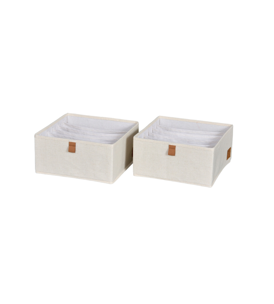 Der Love it Store it PREMIUM Organizer 6 Fächer breit Beige - Set 2 Stk besteht aus zwei beigefarbenen Aufbewahrungsboxen mit braunen Zuglaschen, die nebeneinander auf weißem Grund stehen - eine stilvolle und praktische Lösung für die Organisation Ihres Zuhauses.