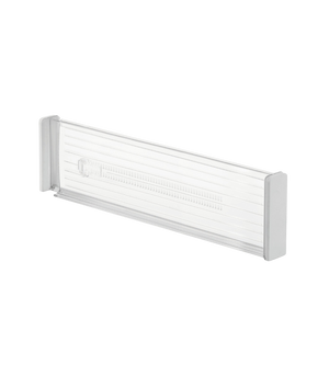 Rechteckiger Plastiktrenner mit horizontalen Linien auf weißem Hintergrund.